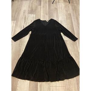 Terra & Sky plus size black , maxi dress size 3X